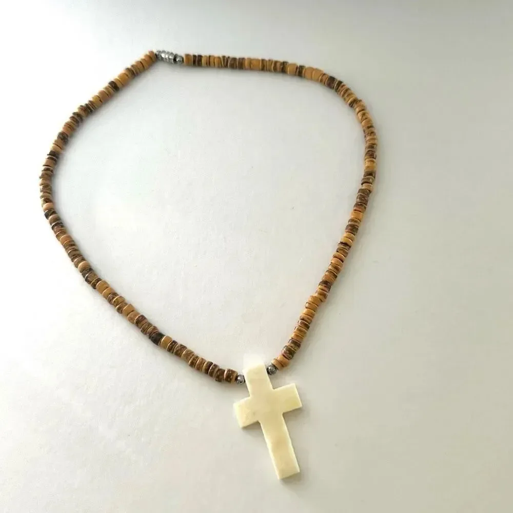 Bone cross coconut shell beaded pendent necklace